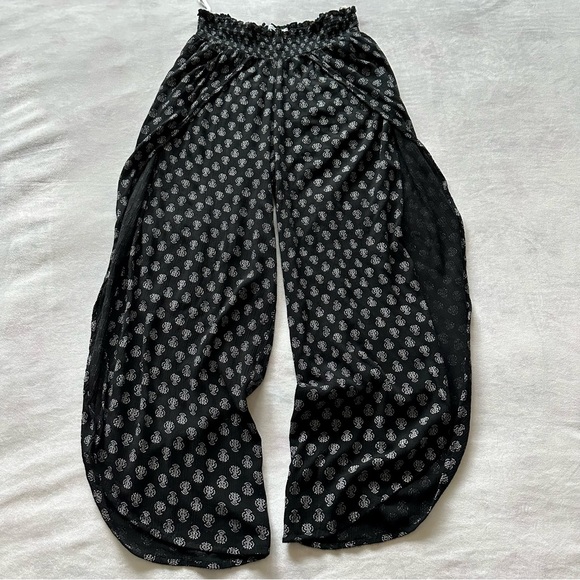 blue island 💯 rayon black & white boho print coverup pants / size large - Picture 3 of 5
